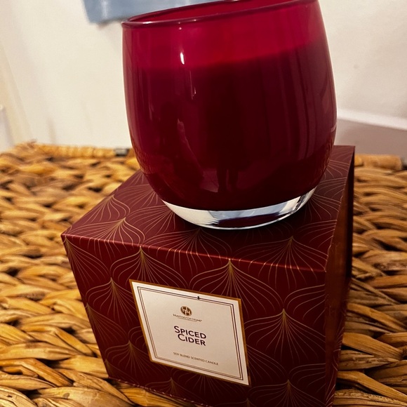 Huntington Home Spiced Cider Soy Candle - Picture 5 of 12